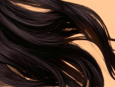 Выпадение и истончение волос, или алопеция: когда необходимо лечение у трихолога?