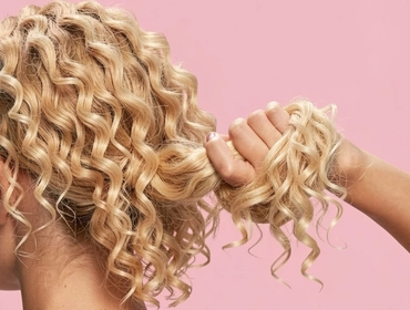 Правила ухода за кудрявыми волосами