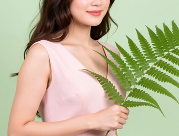 Полезные травы для волос: что искать в составе уходовых средств